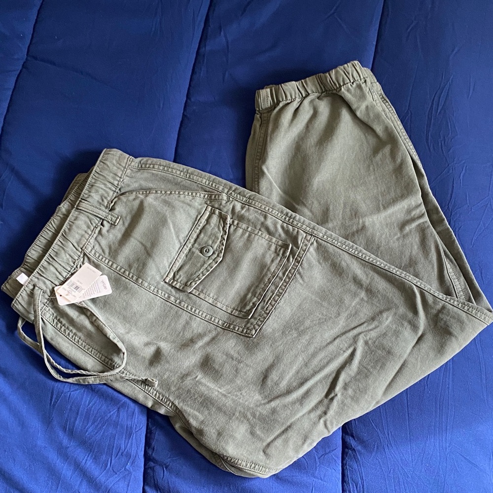 aerie NWT Olive Green Women’s Cargo Jogger Pants XL - Picture 11 of 11
